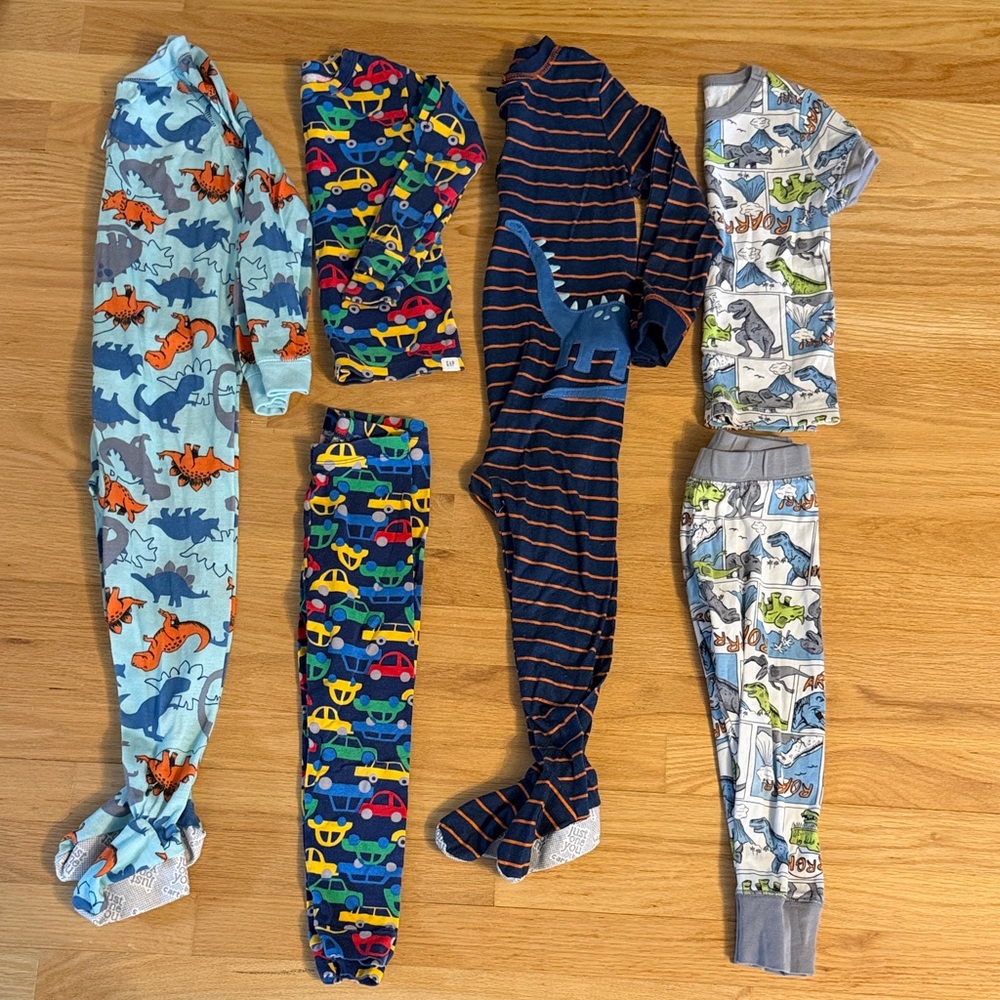 4 set bundle, toddler pajamas, gap kids, carters, size 4T